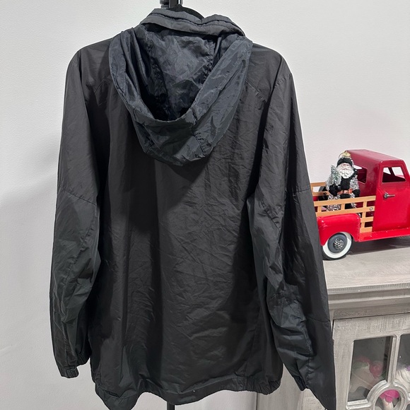 Nike Sportswear AV15Men's Black and White Jacket - Picture 6 of 9